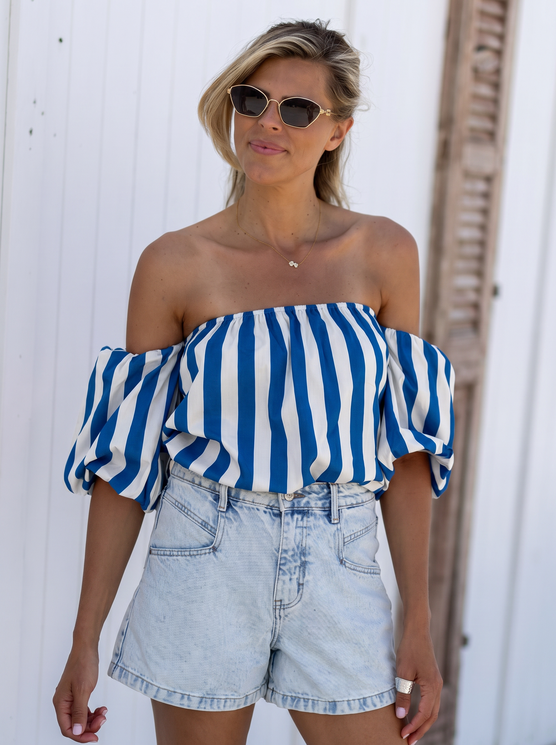 Off-shouldertopCapri_Blue_StudioPoespas_6d7a96fd-c675-460e-b8d3-994109cf4cea.png