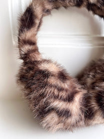 Oorwarmers cold & cozy | Leopard | Studio Poespas