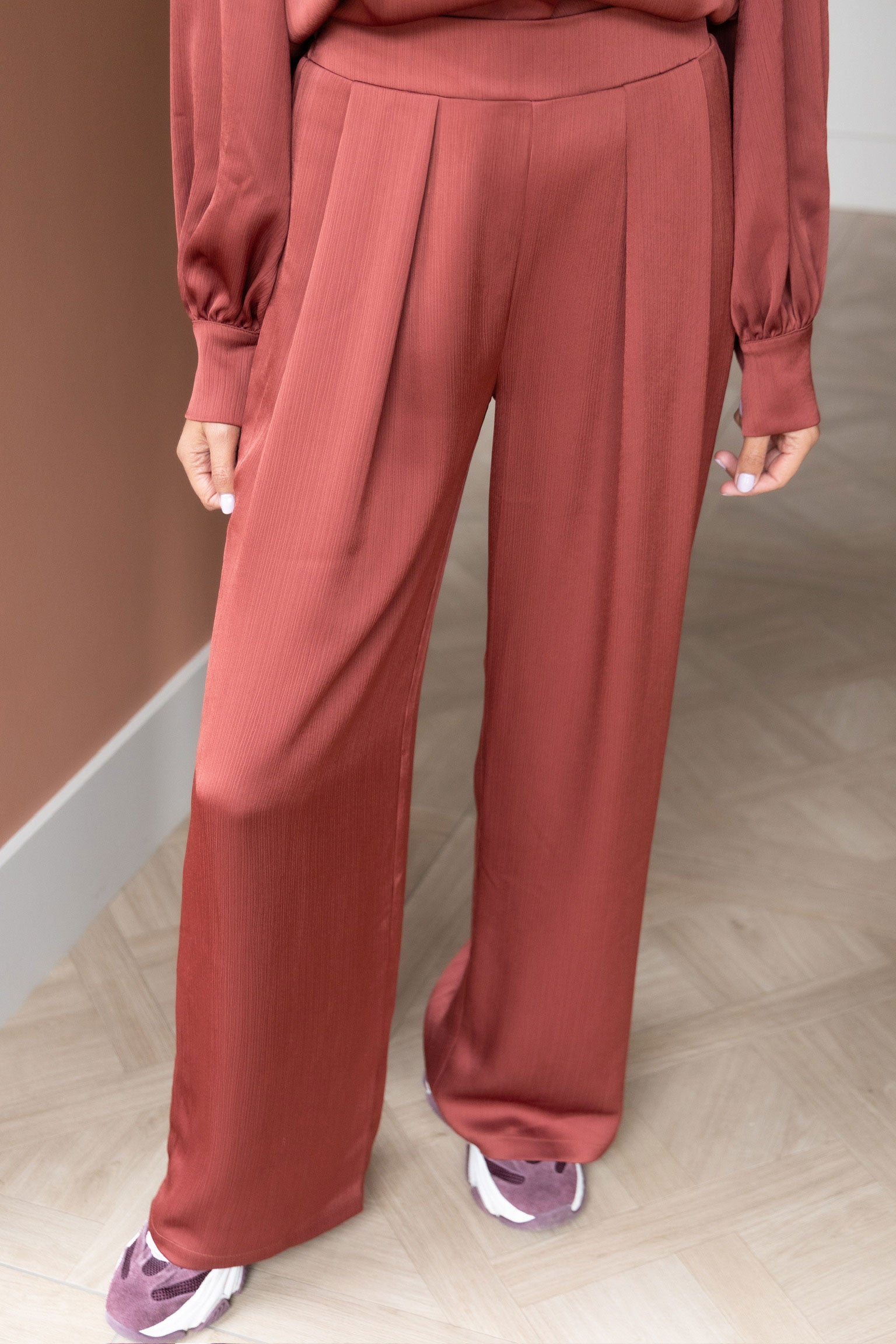 Pants-Jasmin-_-Orange-_-Studio-Amaya-main2.jpg