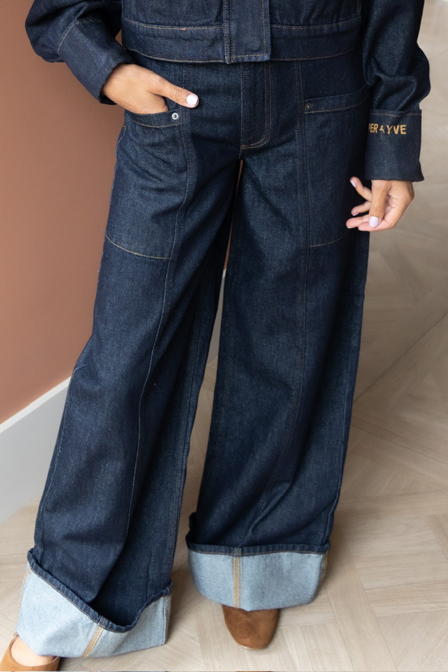 Pants-Madelynn-_-Dark-blue-_-Harper-_-Yve-main2.jpg
