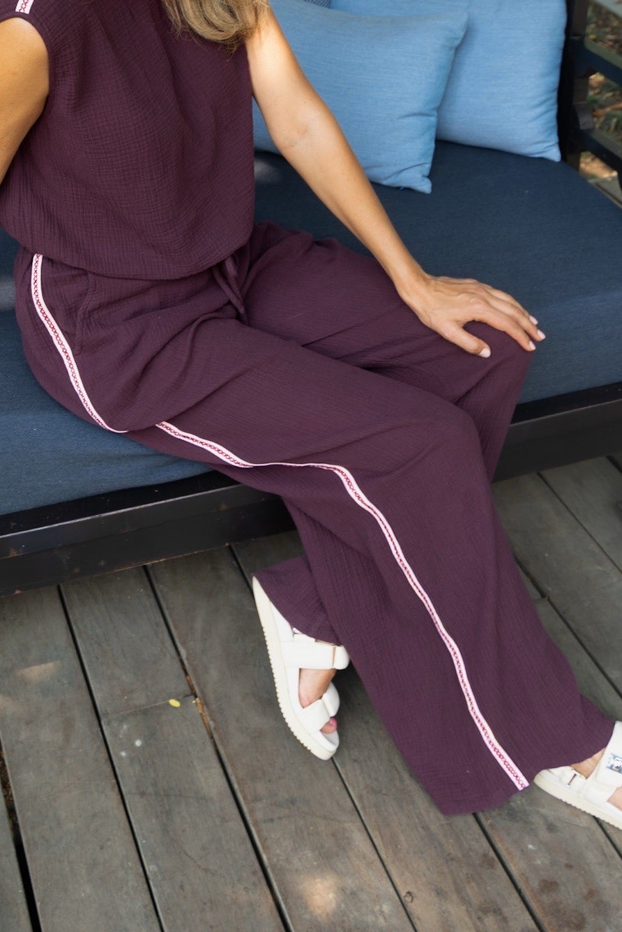 Pants Bon bini | Aubergine | Studio Poespas