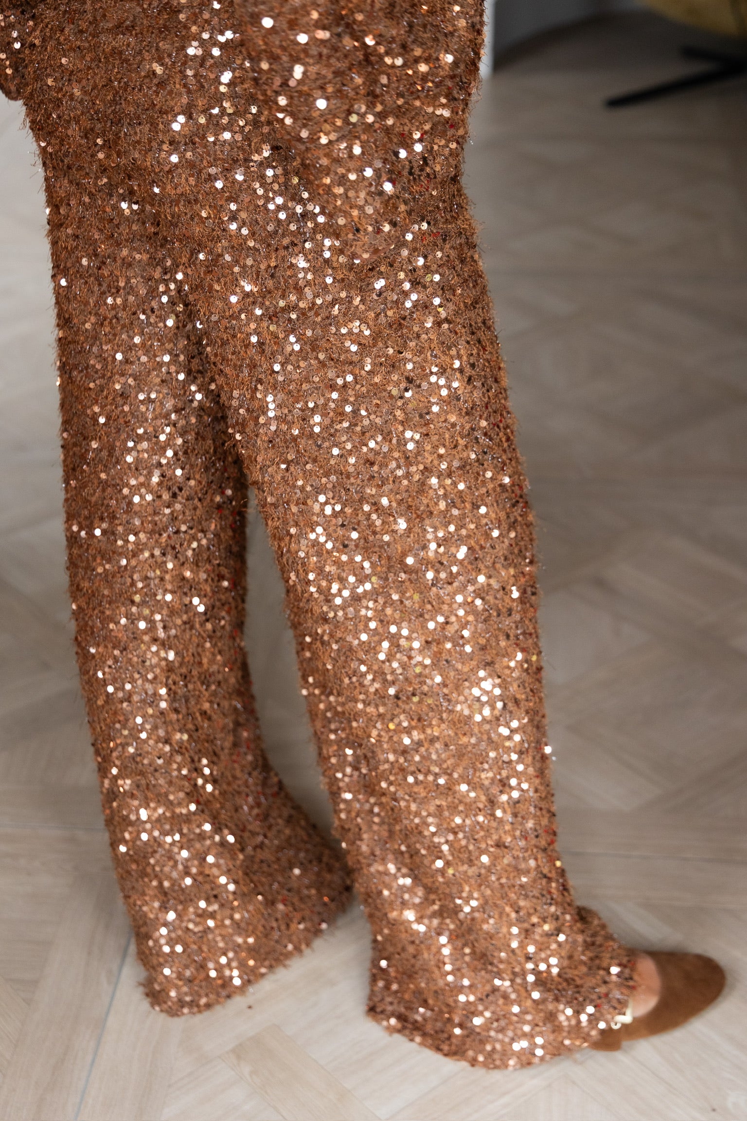 PantsHolly_Bronzesequin_Harper_Yve1.jpg