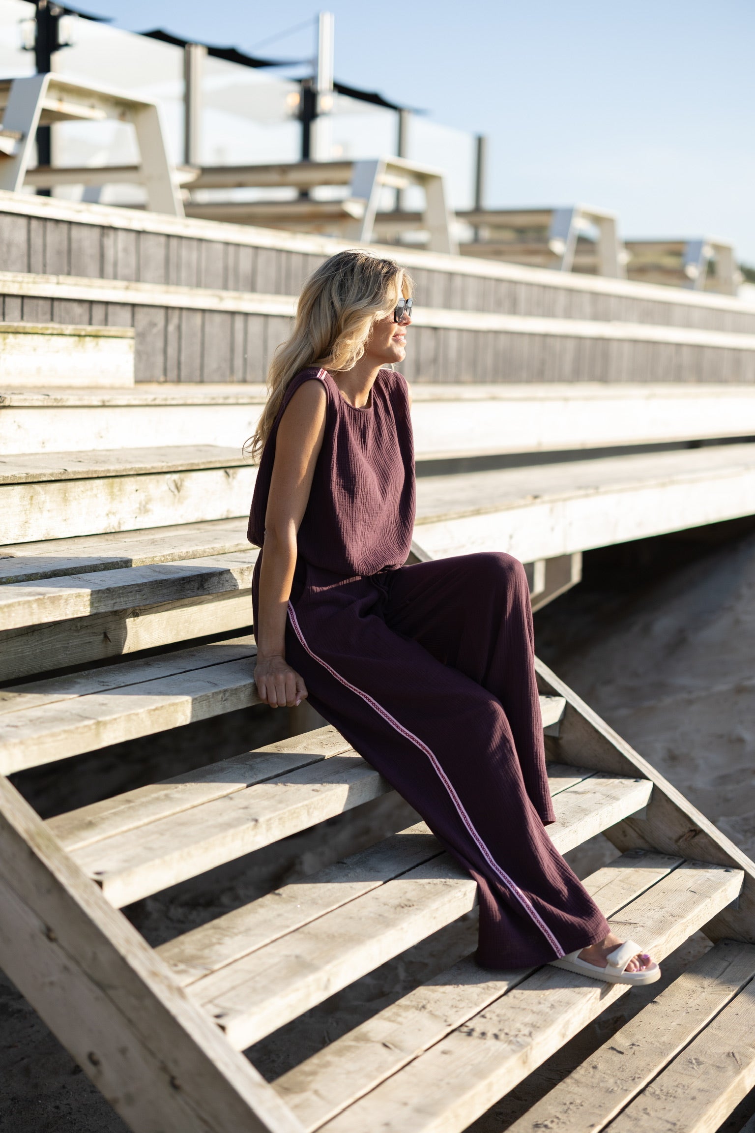 Pants Bon bini | Aubergine | Studio Poespas