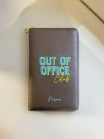 Paspoorthoes Out of Office | Metallic | Studio Poespas