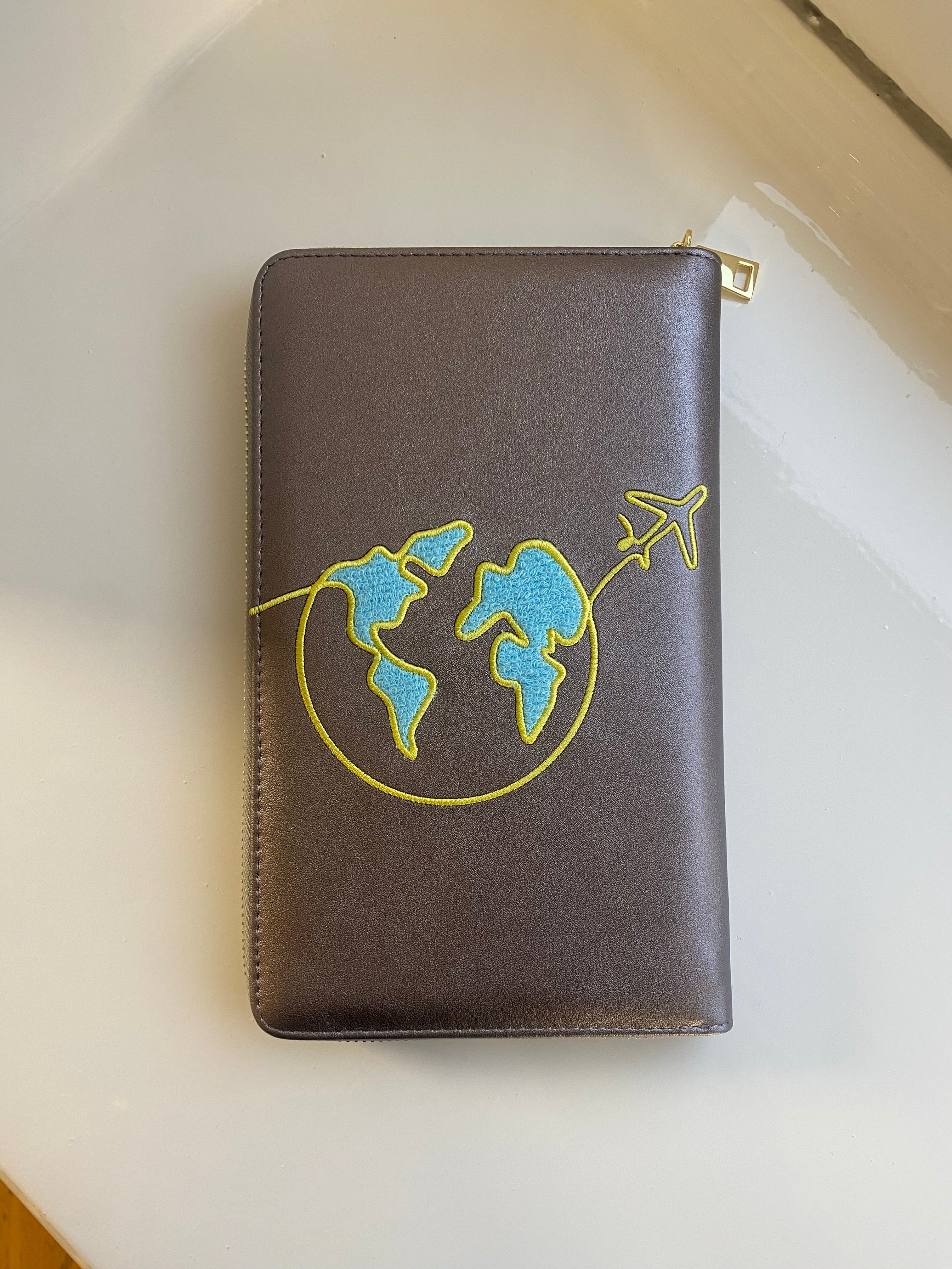 Paspoorthoes Out of Office | Metallic | Studio Poespas