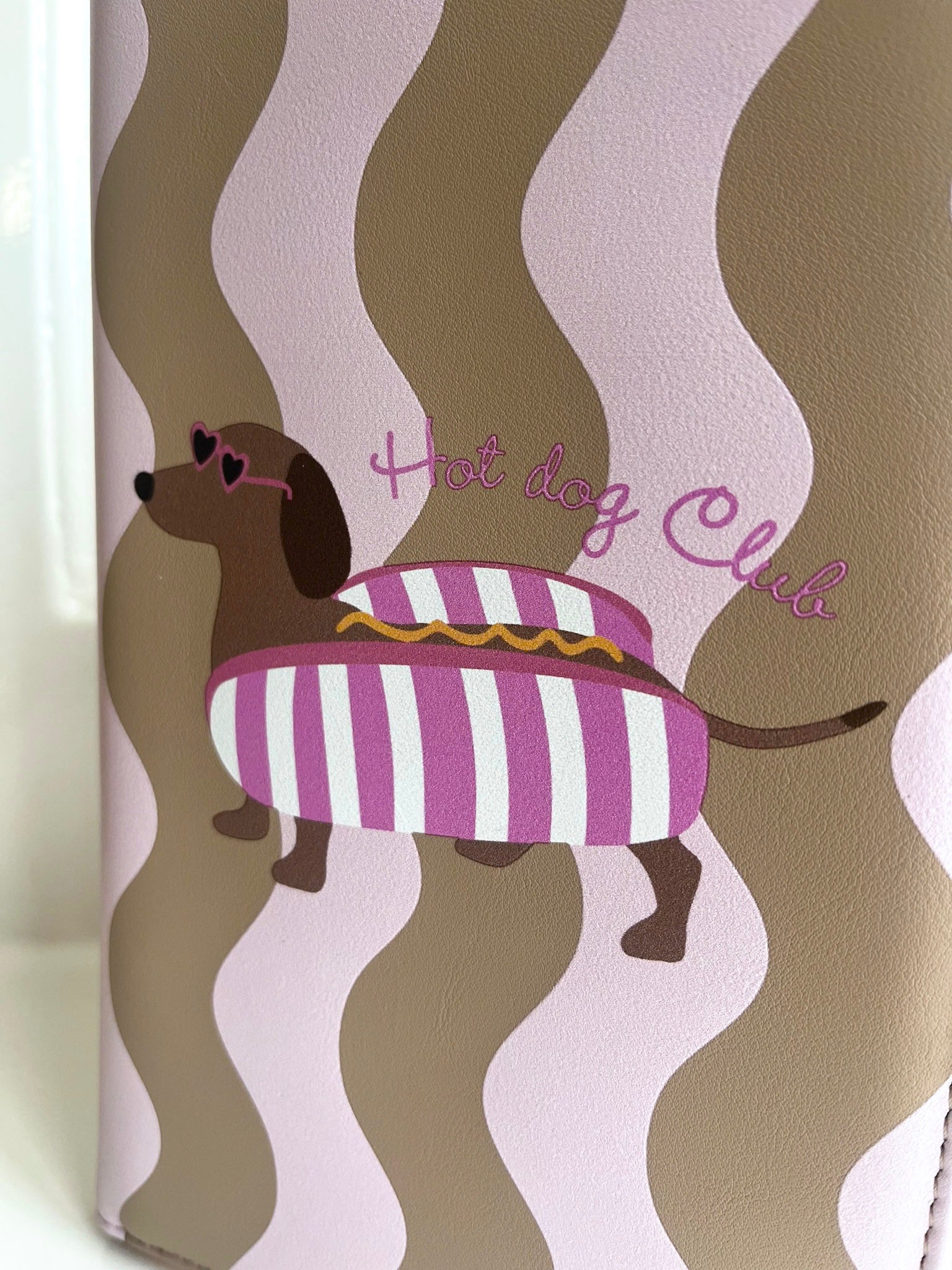 Paspoorthoes Travelbuddies | Hot Dog | Studio Poespas