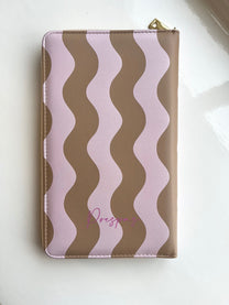 Paspoorthoes Travelbuddies | Hot Dog | Studio Poespas