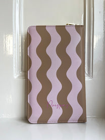 Paspoorthoes Travelbuddies | Hot Dog | Studio Poespas