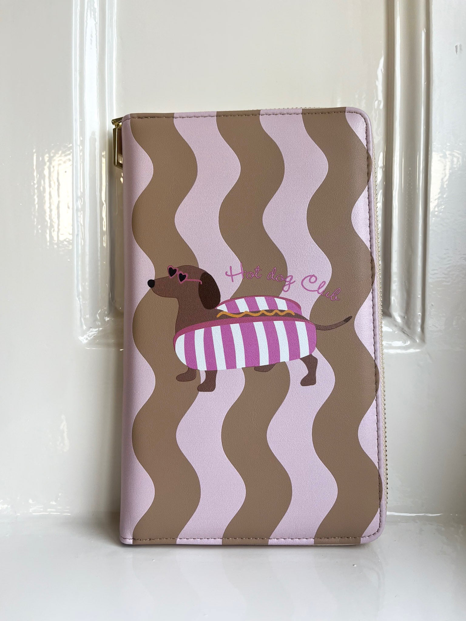 Paspoorthoes Travelbuddies | Hot Dog | Studio Poespas