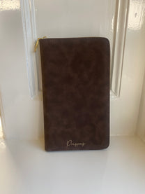 Paspoorthoes | Brown Suede | Studio Poespas