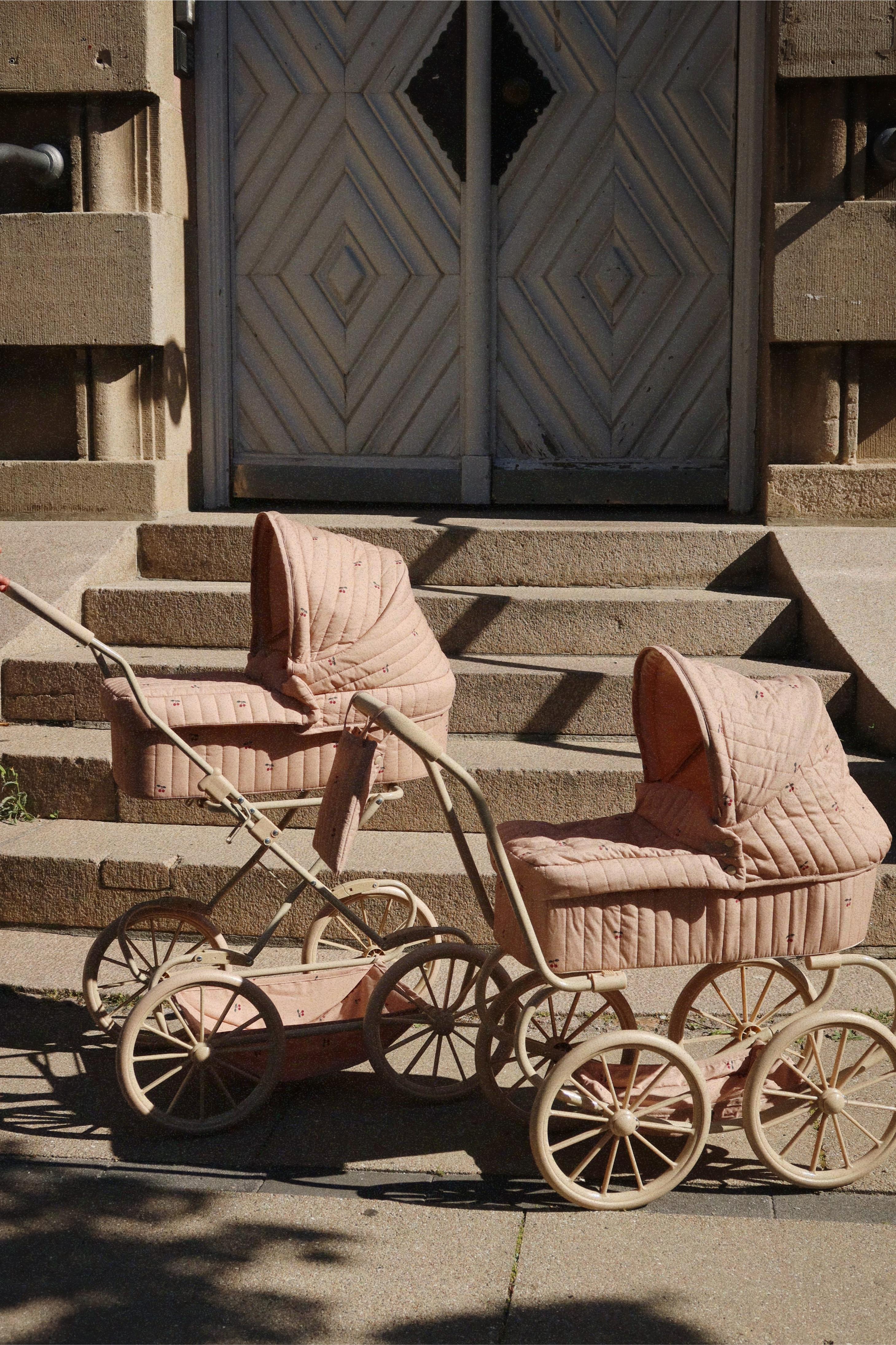 Poppenwagen | Cherry blush | 3+ jaar | Konges Slojd