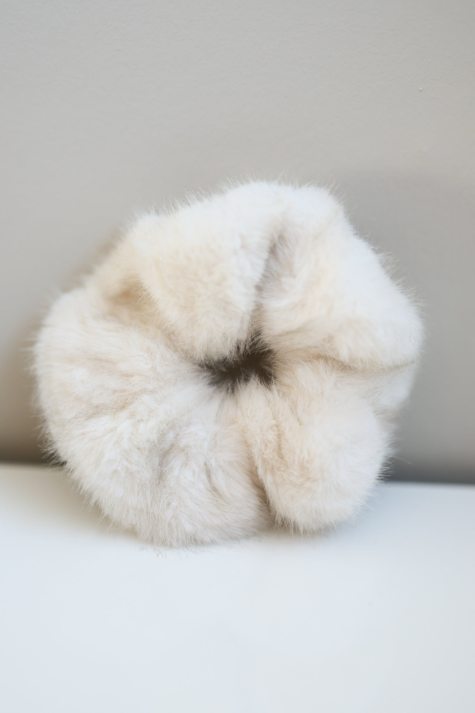 Scrunchie Penny | White