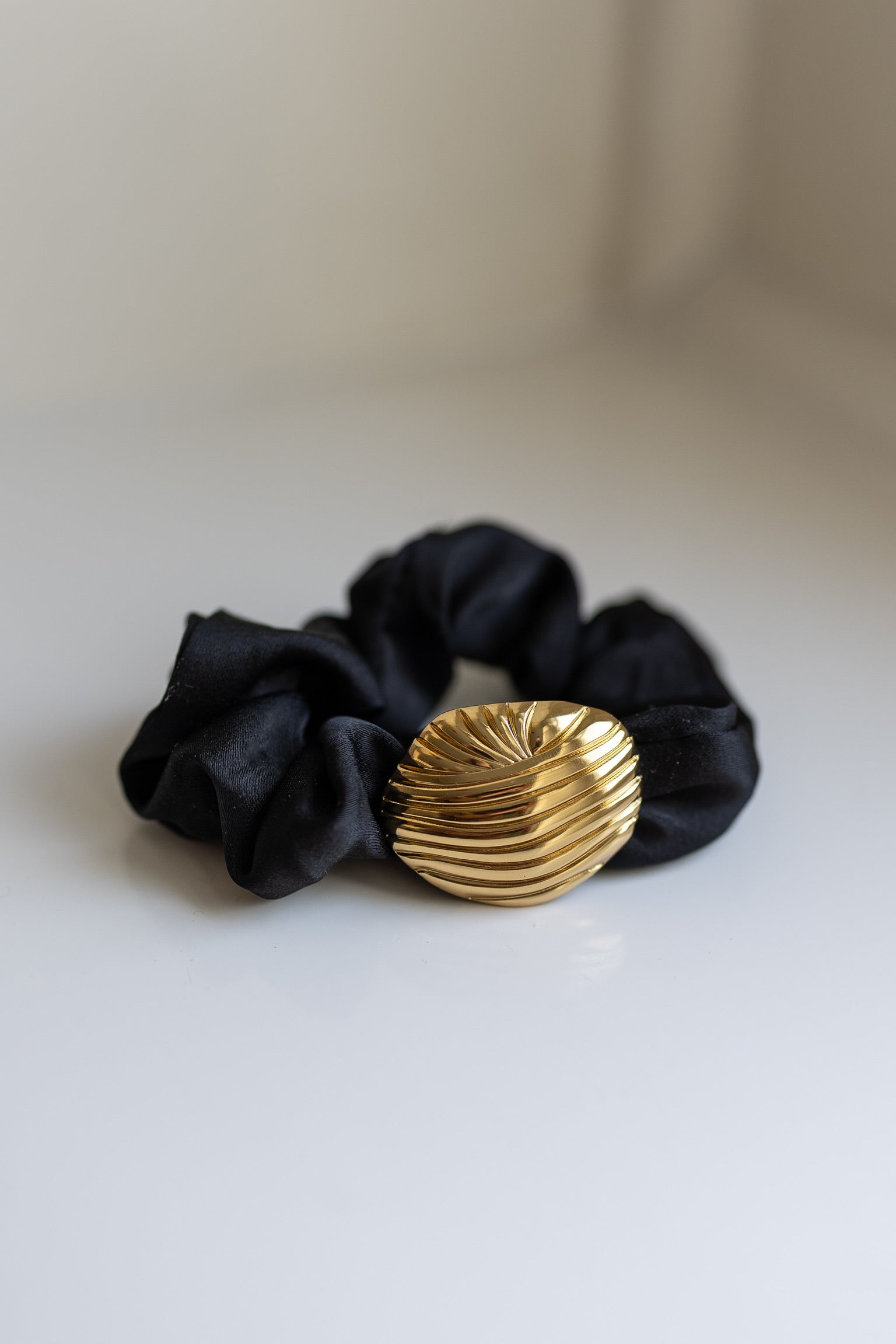 Scrunchieblack_Goldenshell2.jpg