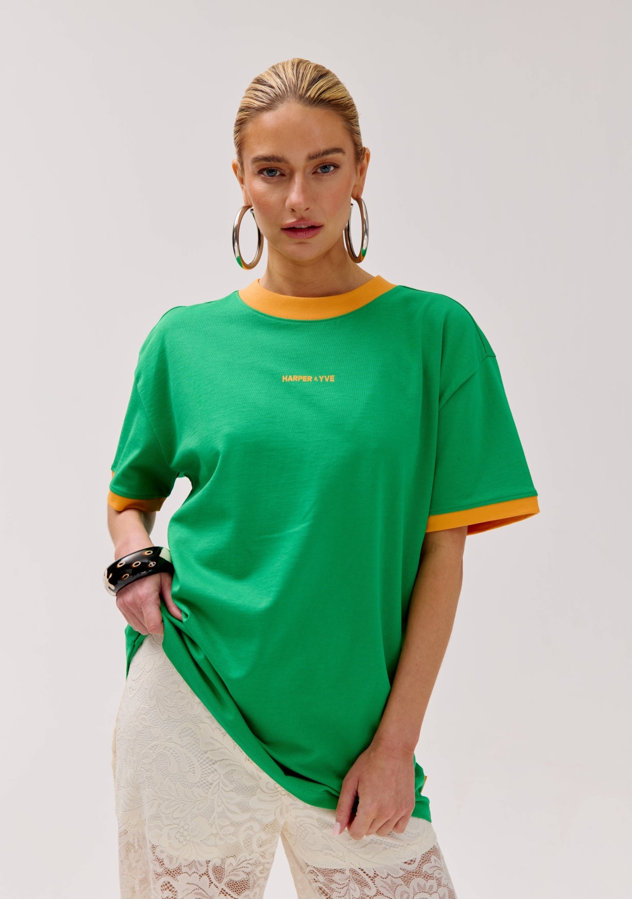 ShirtBumbum_Vibrantgreen_Harper_Yve2.jpg
