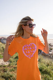 Shirt C'est La Vie dames | Orange | Studio Poespas