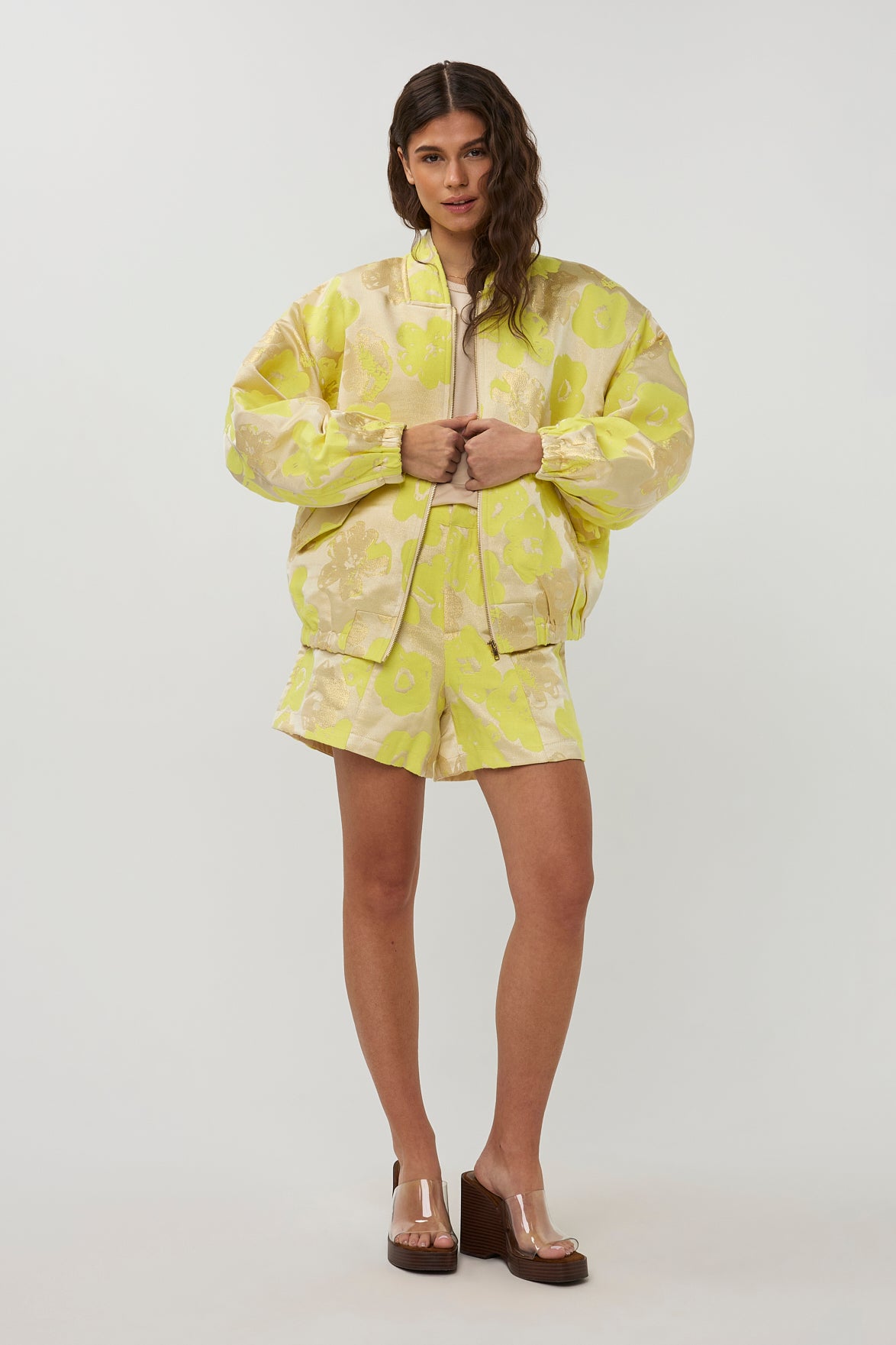 ShortLola_Yellow_StudioAmaya3.jpg