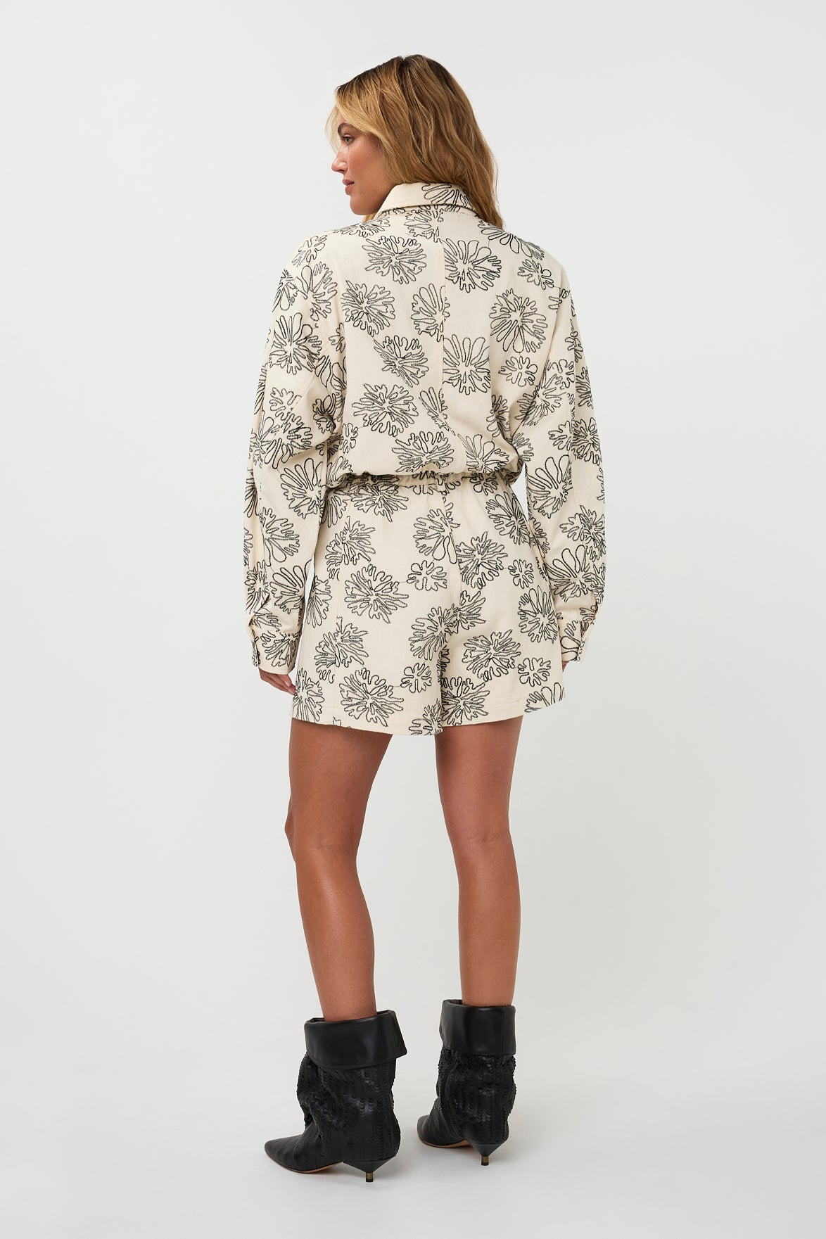 Short Riley | Beige | Amaya Amsterdam