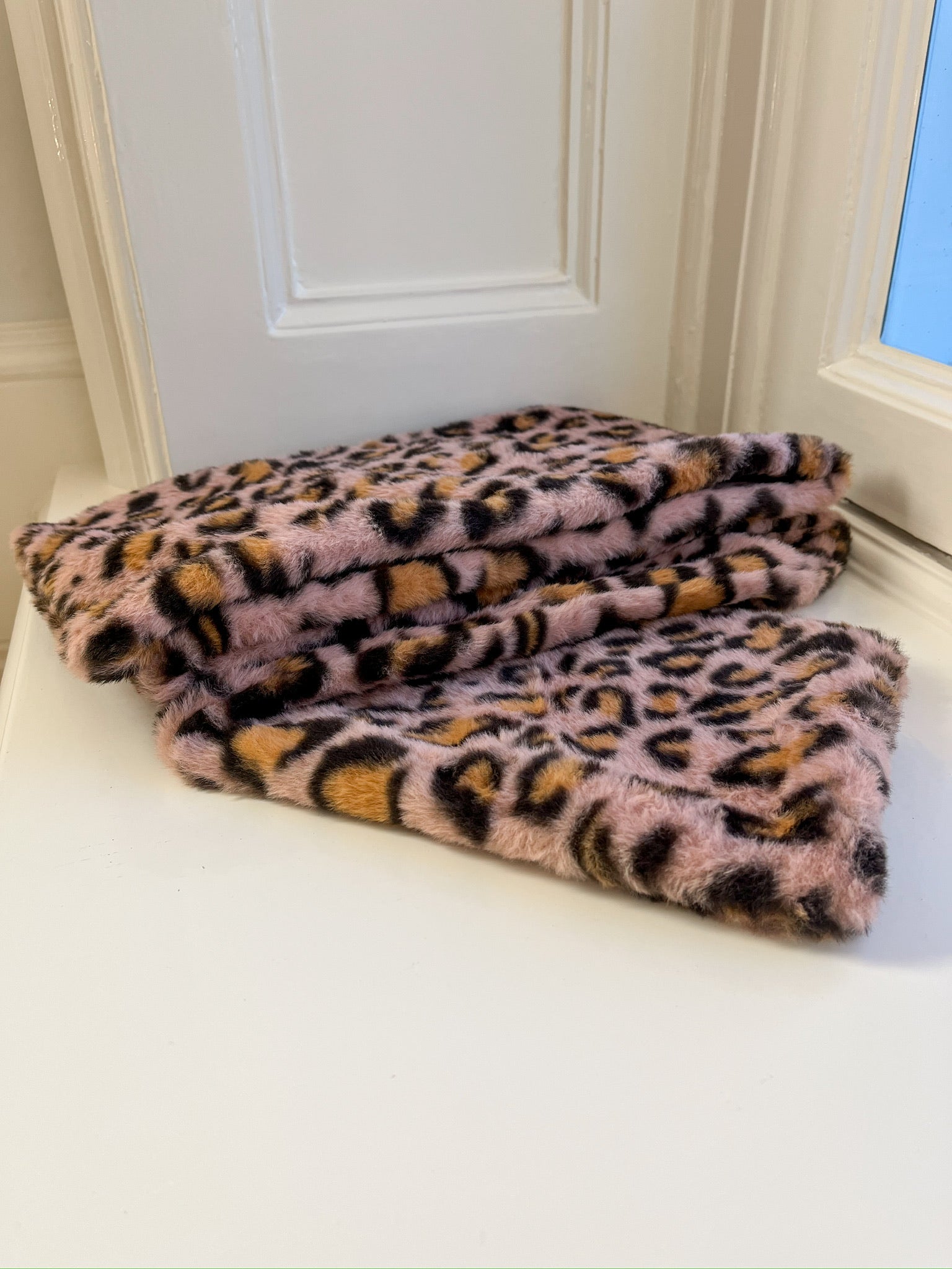 Sjaal pink leopard
