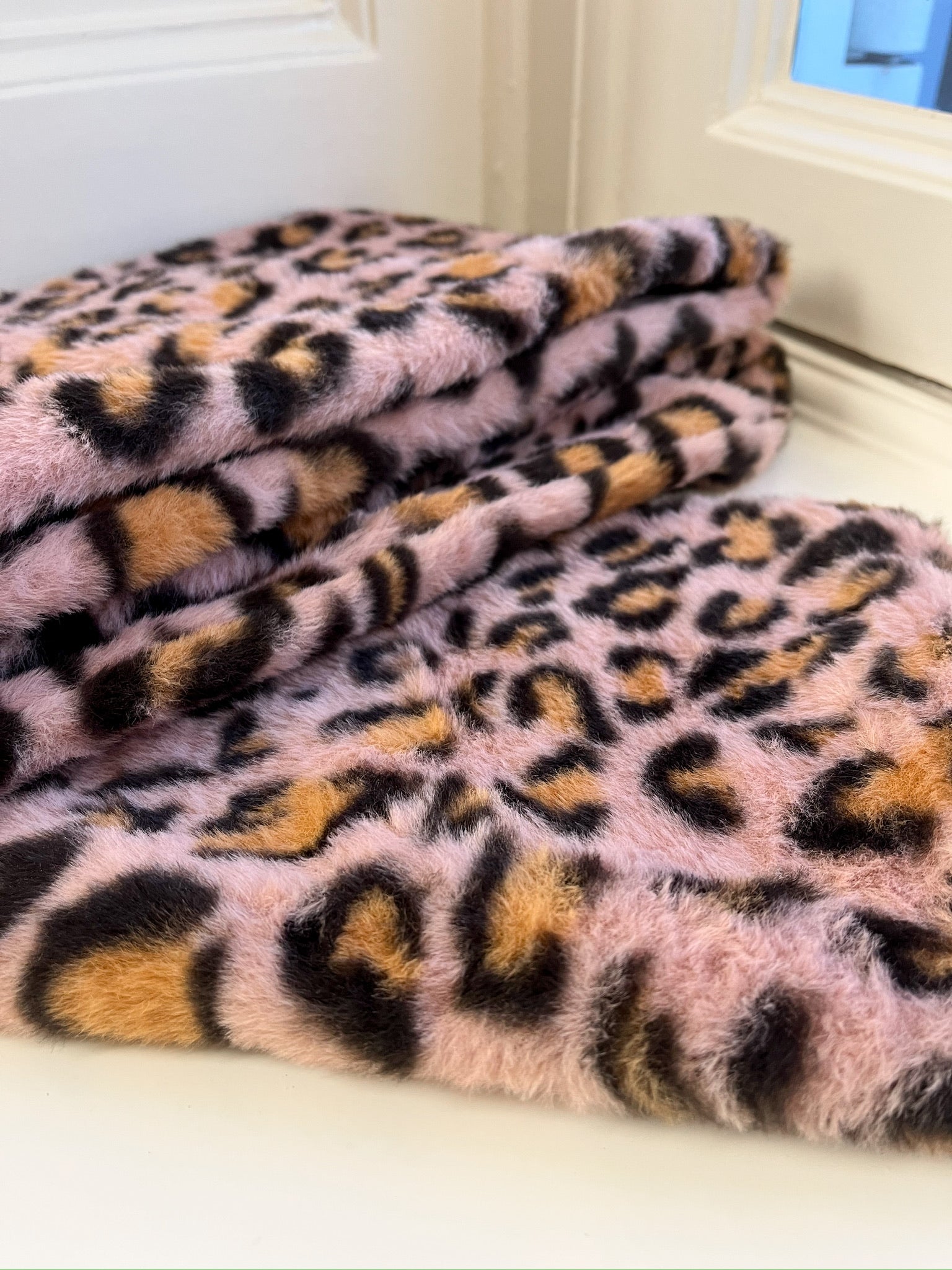 Sjaal pink leopard