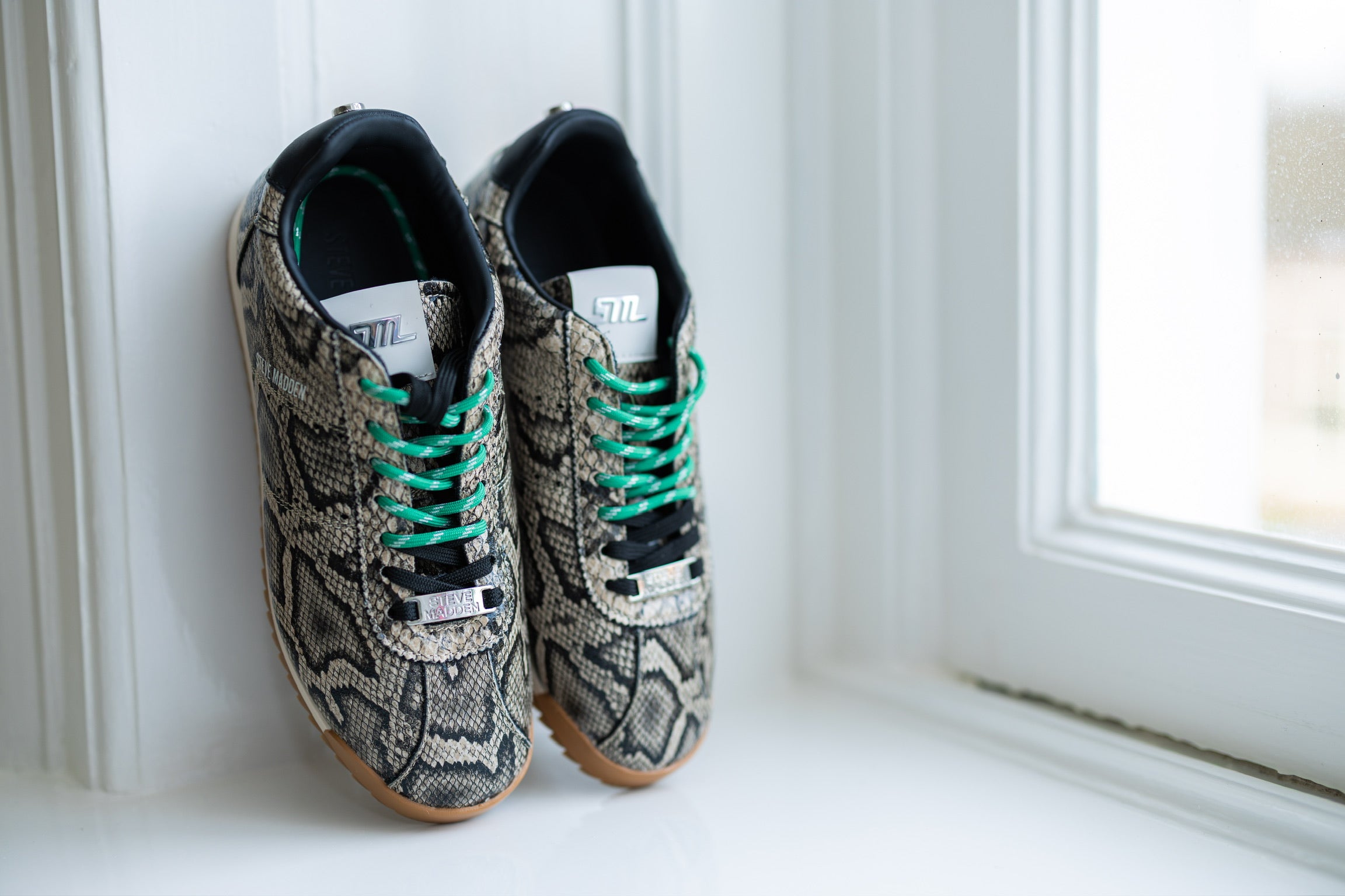 Sneaker Mirage | Beige snake | Steve Madden