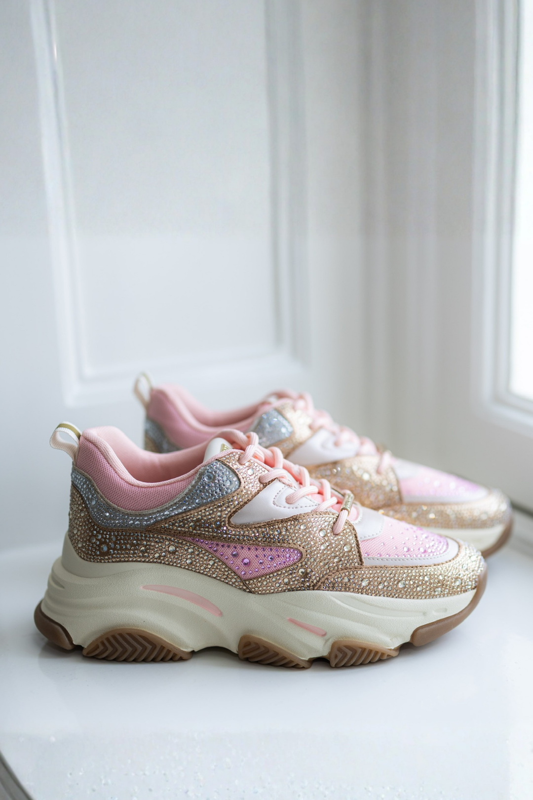 Sneaker-Privy-_-Bronze-pink-_-Steve-Madden-front.png