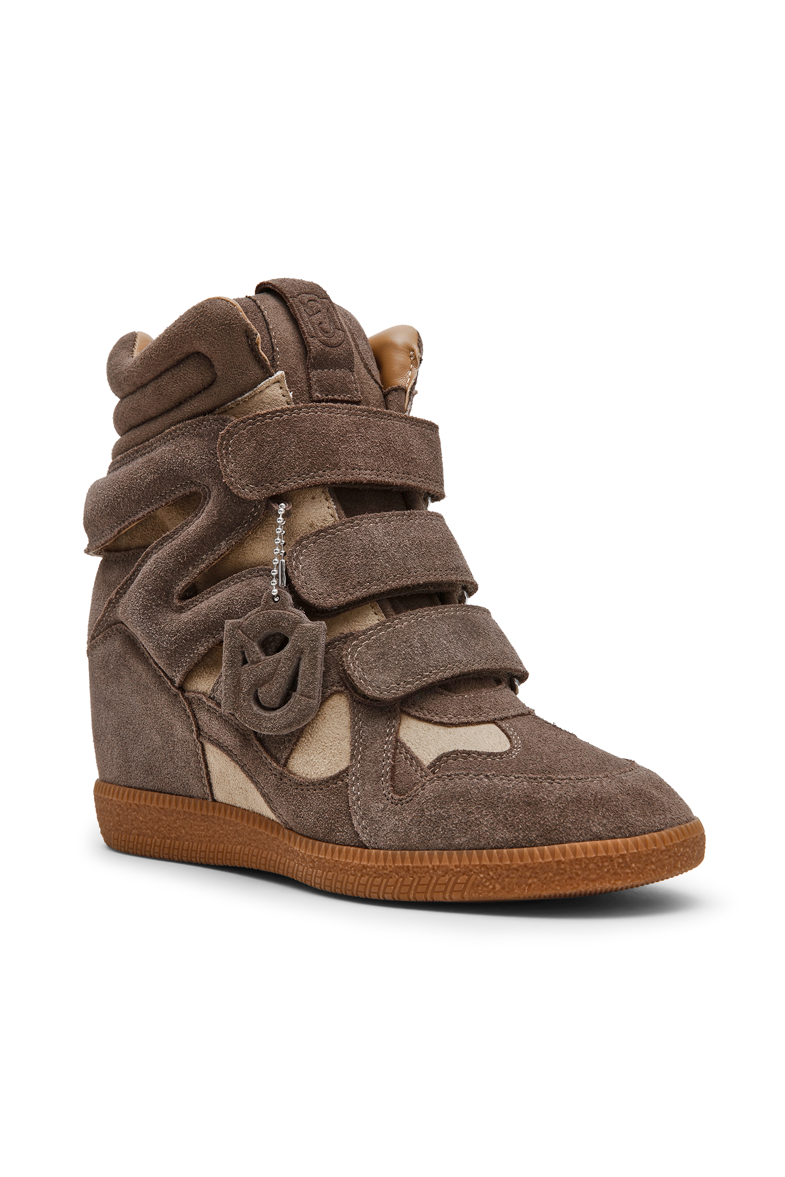 SneakerMavis_Taupesuede_SteveMadden.png