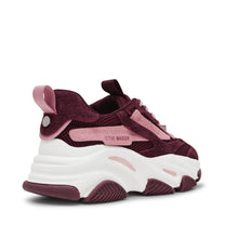 Sneaker Possession-E | Cherry suede | Steve Madden