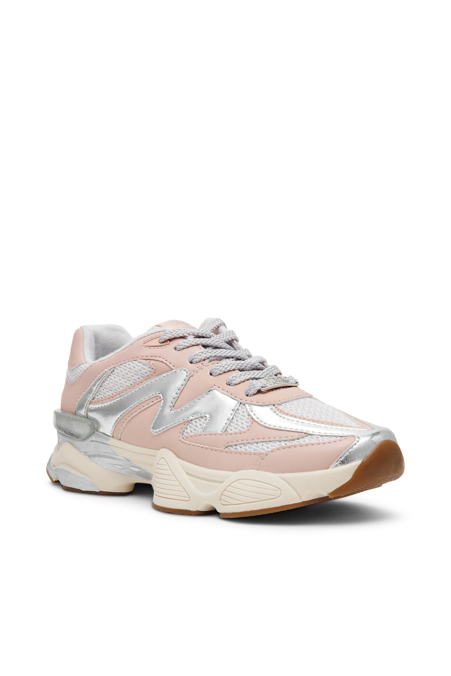 SneakerSpeeder_Blushsilver_SteveMadden.png