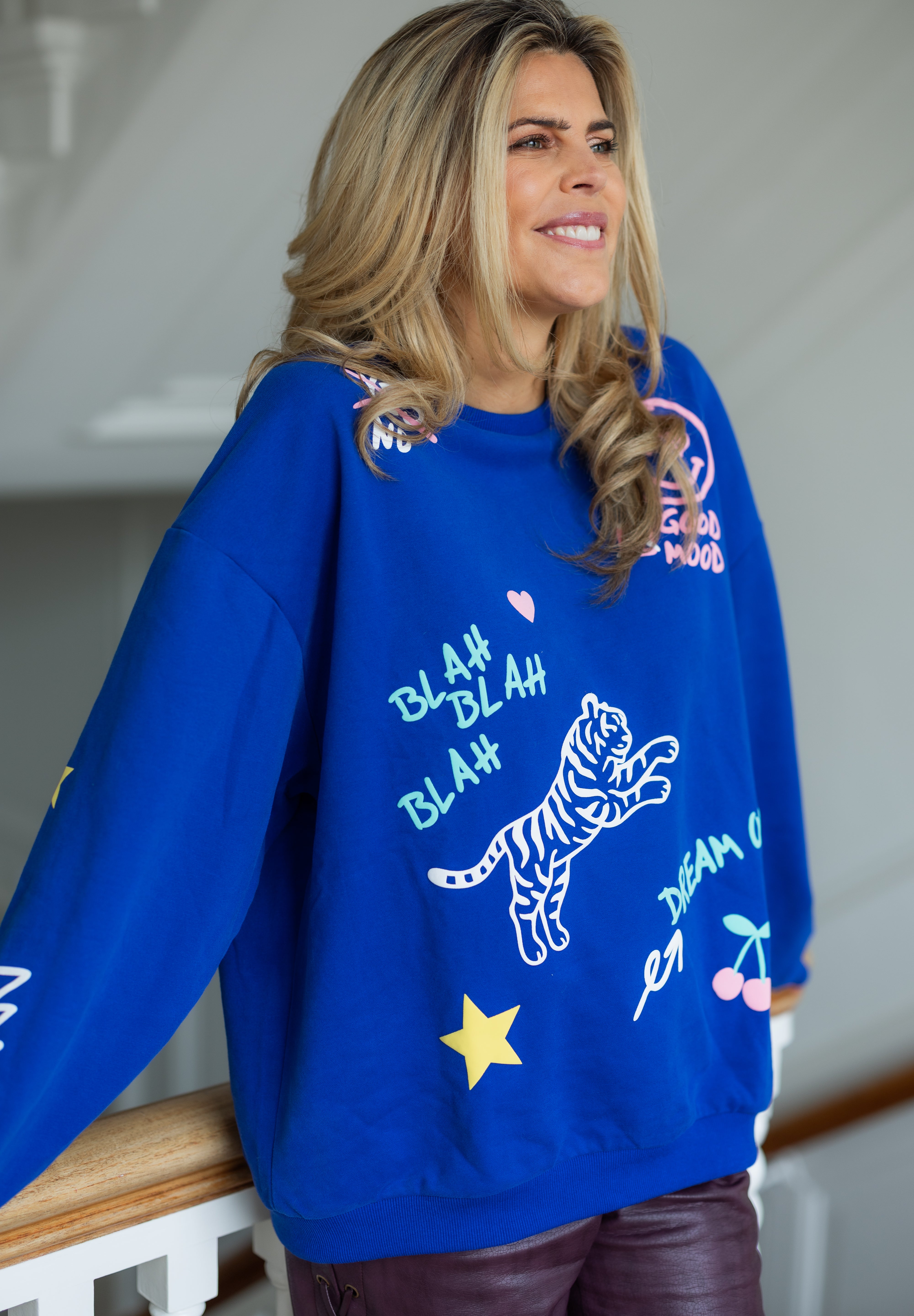 Sweater Dream on | Blue | Studio Poespas