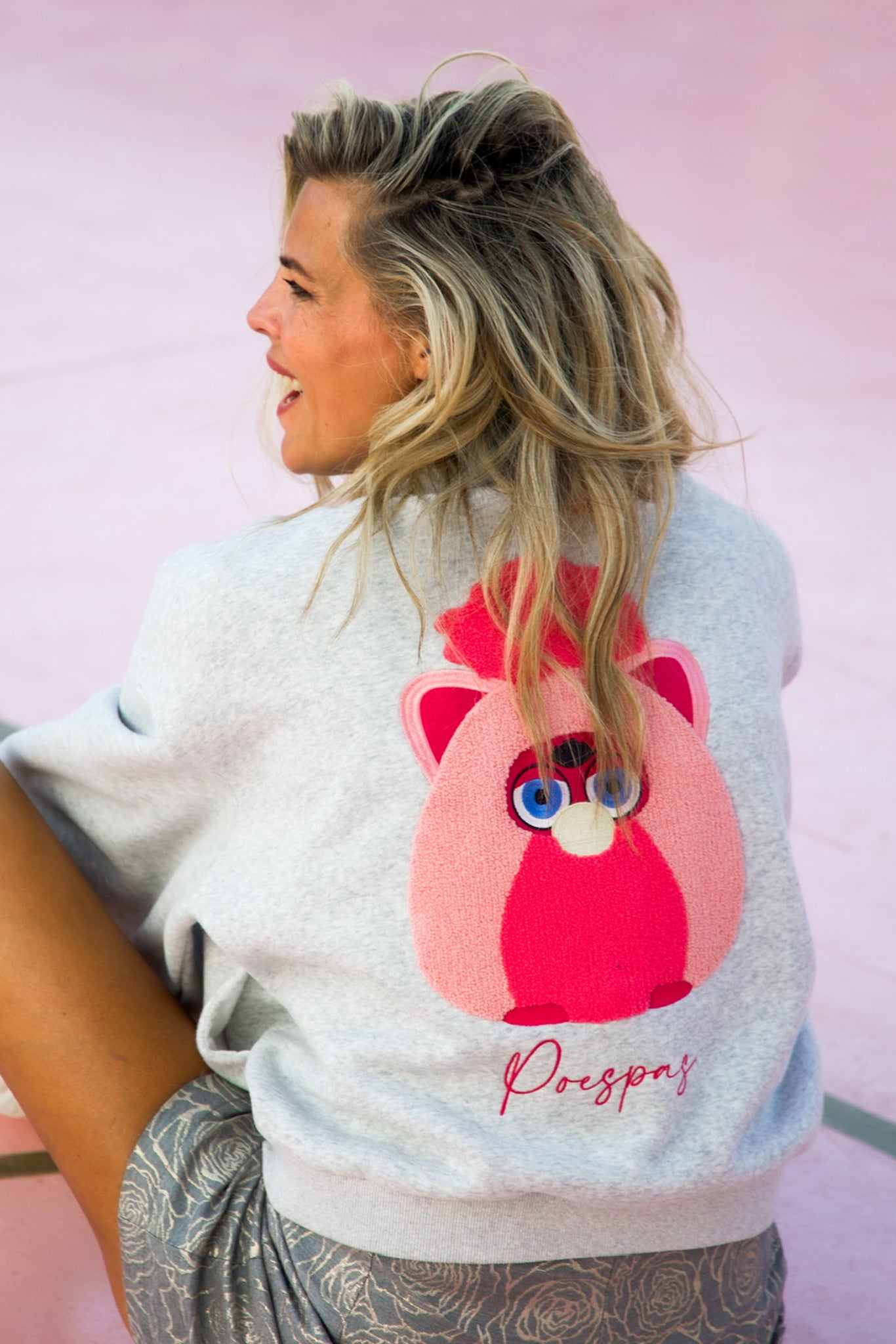 Sweatvest-Preppy-Furry-_-Studio-Poespas-1.jpg