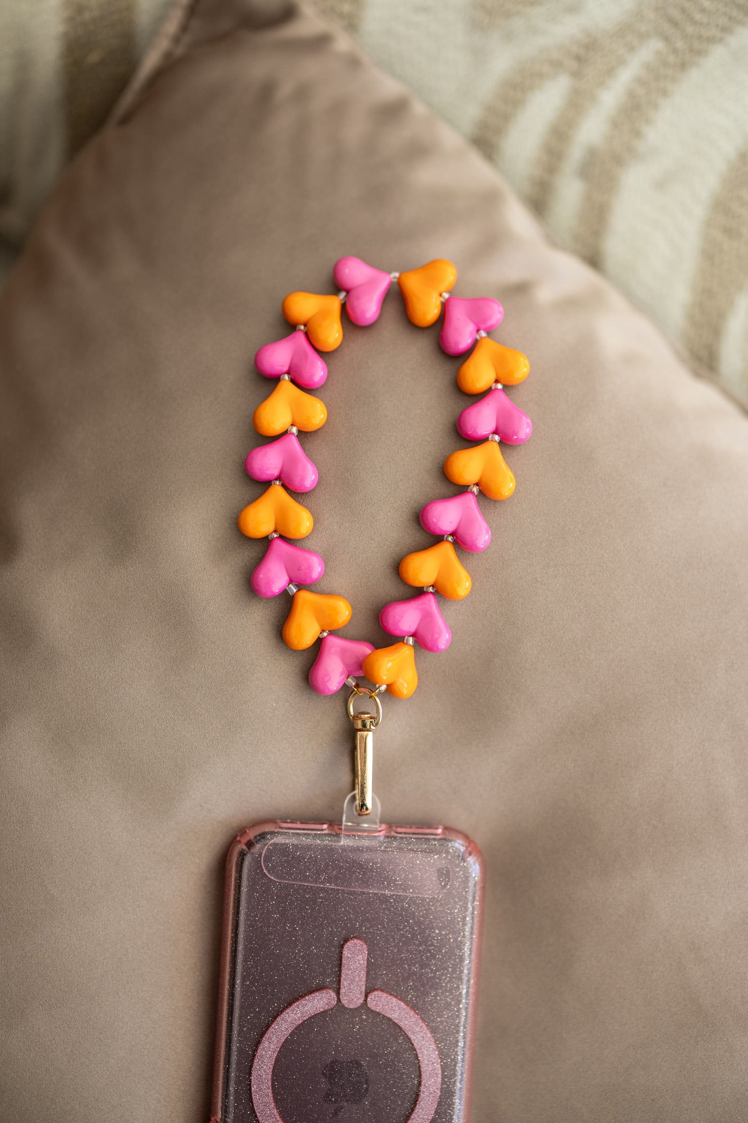 Telefoonkoord Sugar Hearts | Orange pink | Studio Poespas
