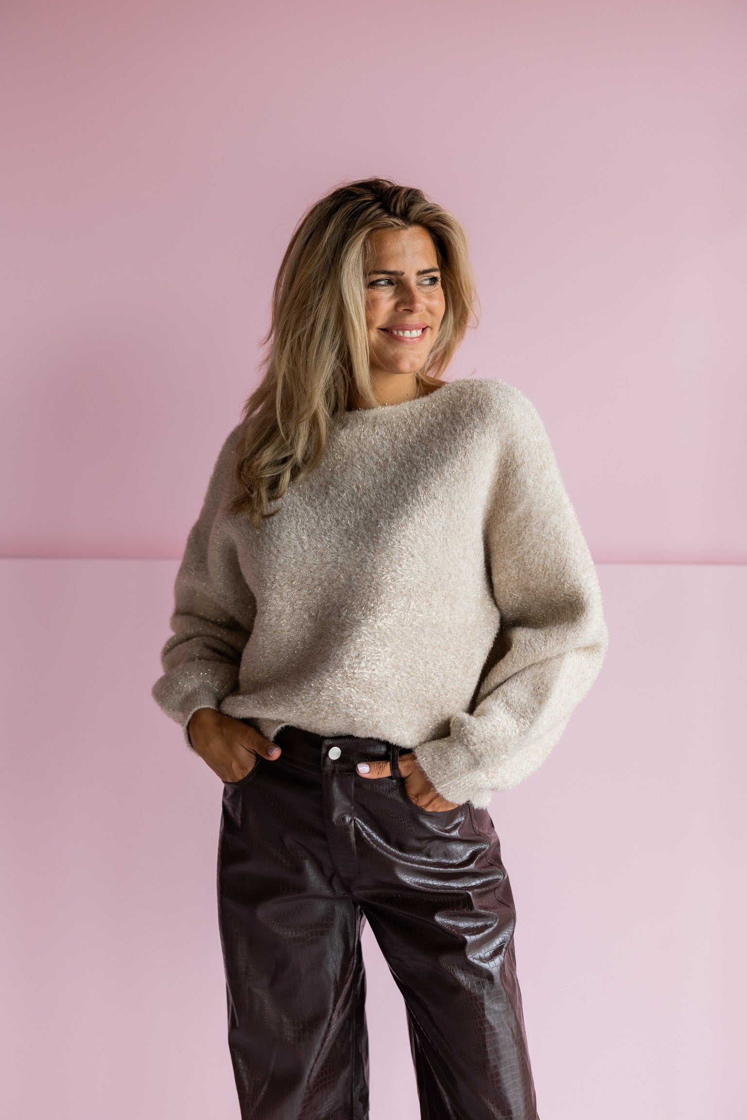 The Snowsweater | Champagne | Studio Poespas