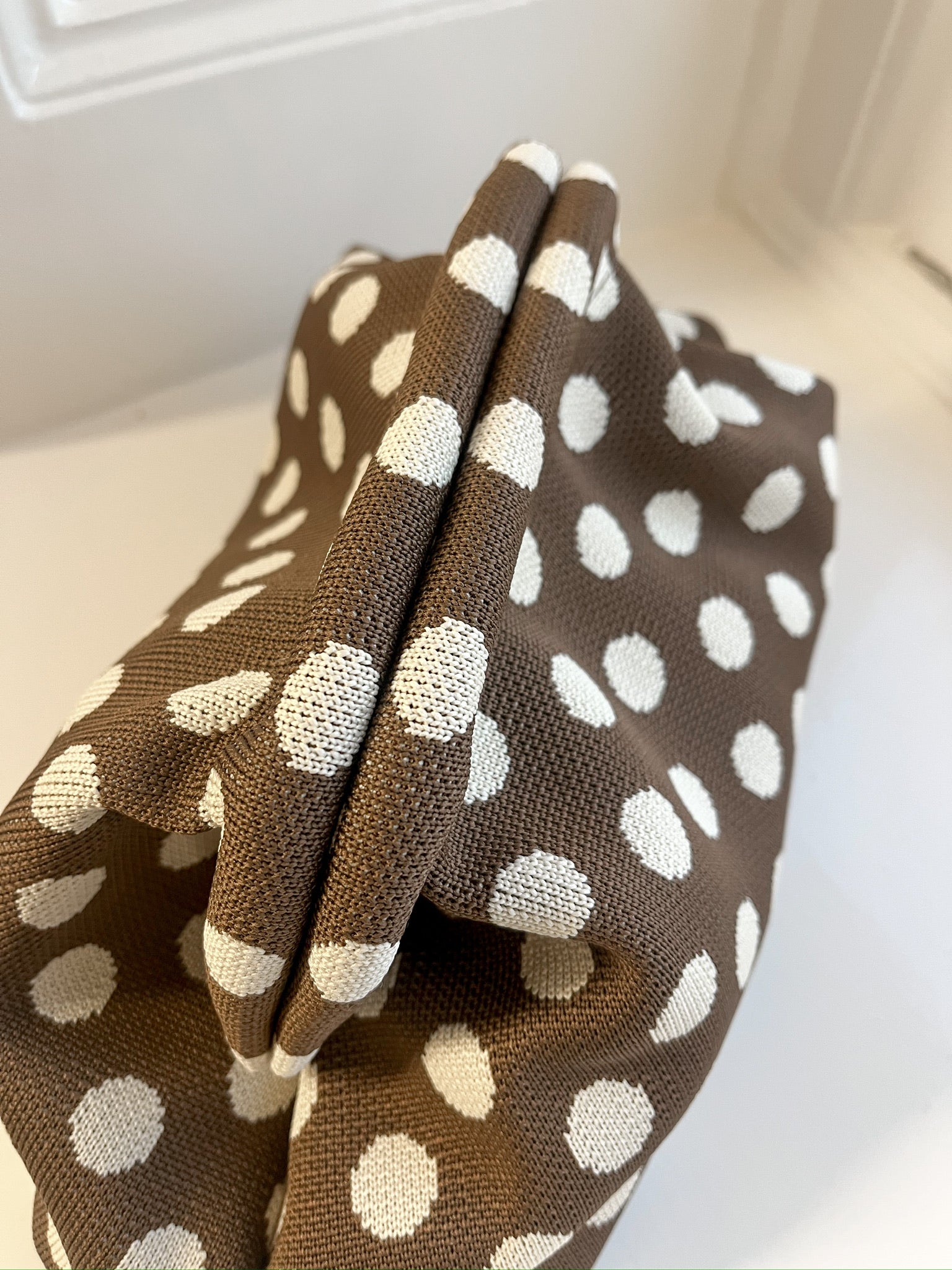 Toilettas dots | bruin/wit