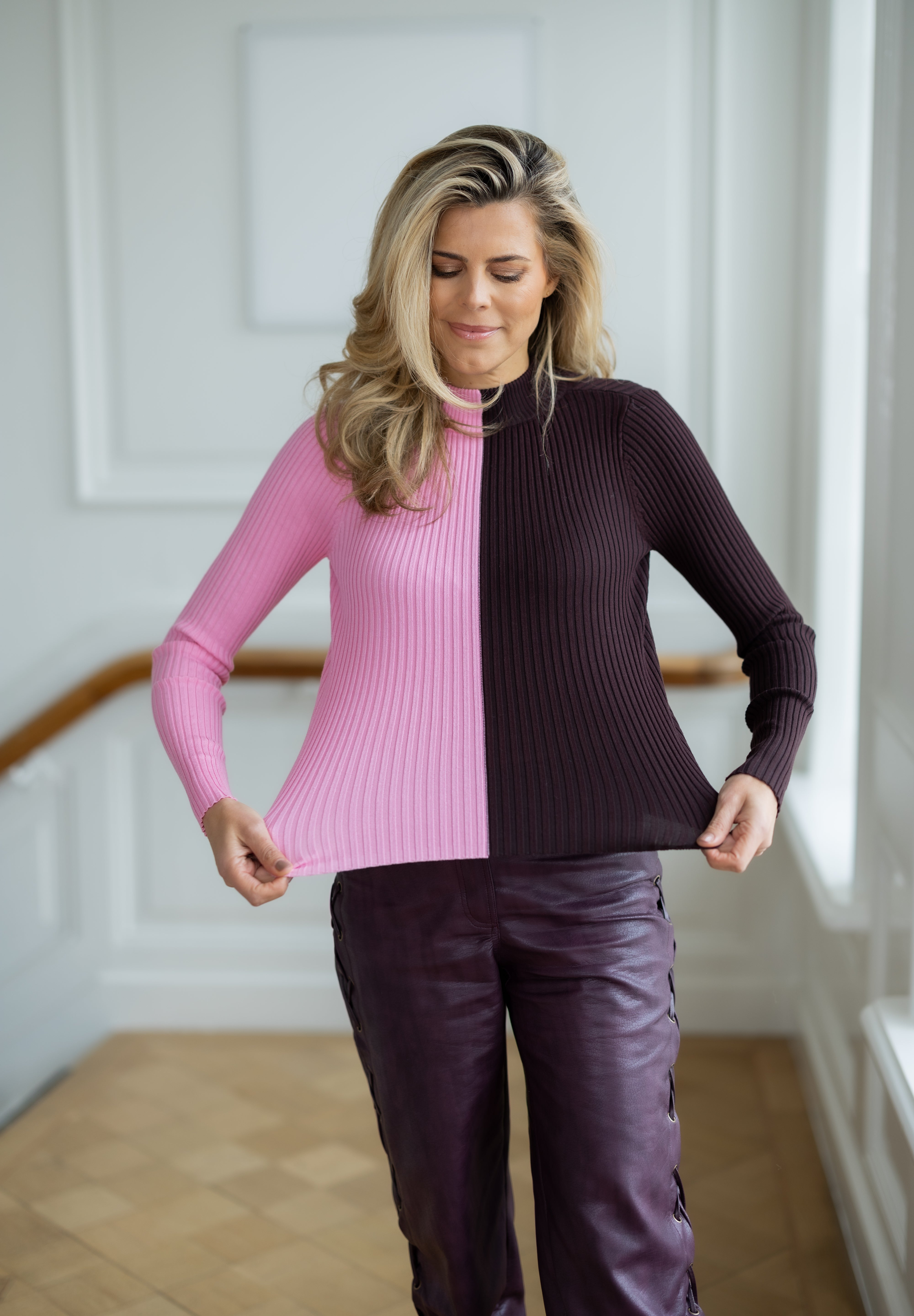 Turtle neck top | Pink vs Brown | Studio Poespas