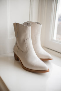 Western enkellaarsjes Gwen | Ivory | Unisa