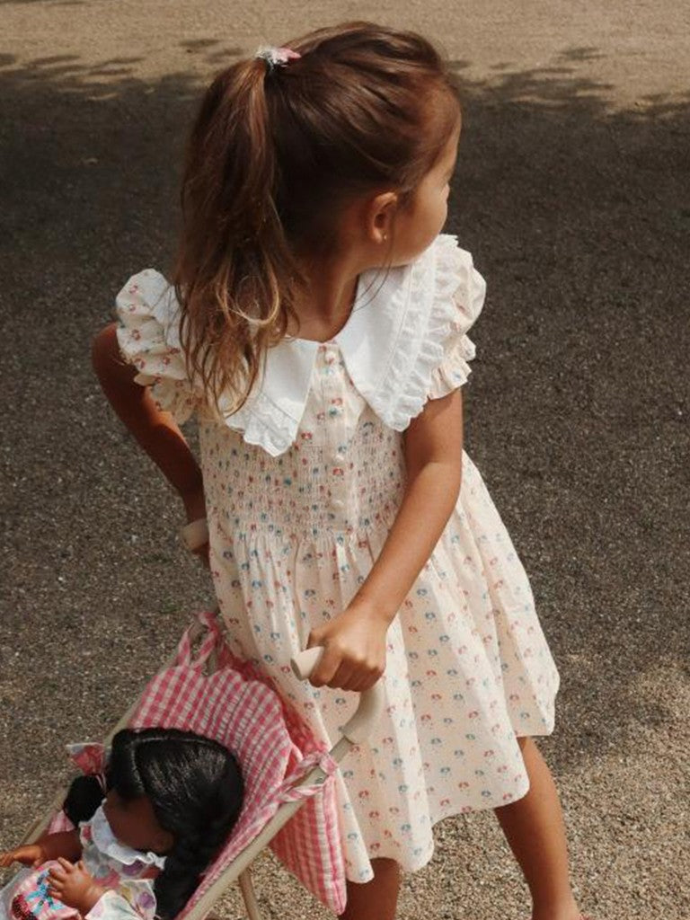 midsummer-dress-gots-pipa-petite-konges-slojd-main