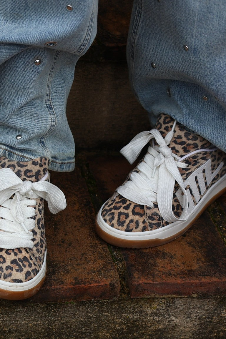 Sneaker-Alysha-_-White-leopard-suede-_-Steve-Madden-main kopie