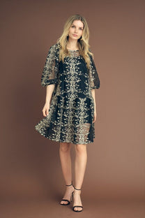 Dress Fuschia | Black/gold | A view