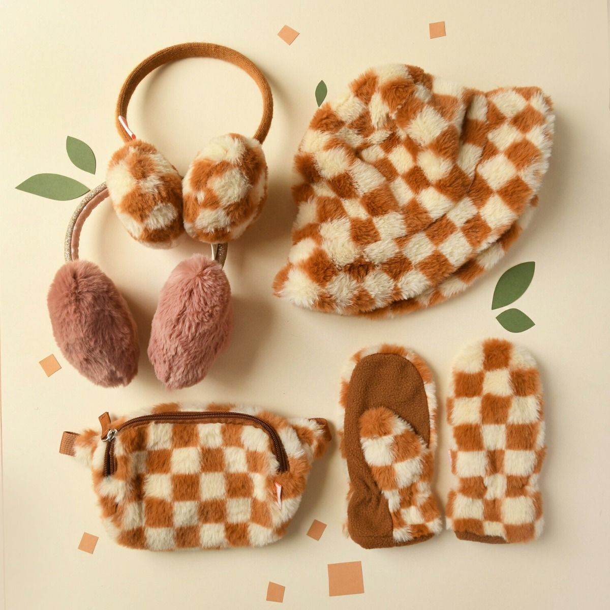 Earmuffs fluffy hearts | 3-10 years | Rockahula