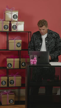 Sweat Macaron | Sparkling | Studio Poespas