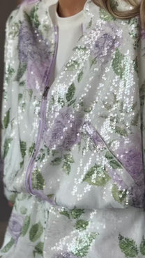 Bomberjack Step Up | Lilac sequin bouquet | Studio Amaya x Poespas