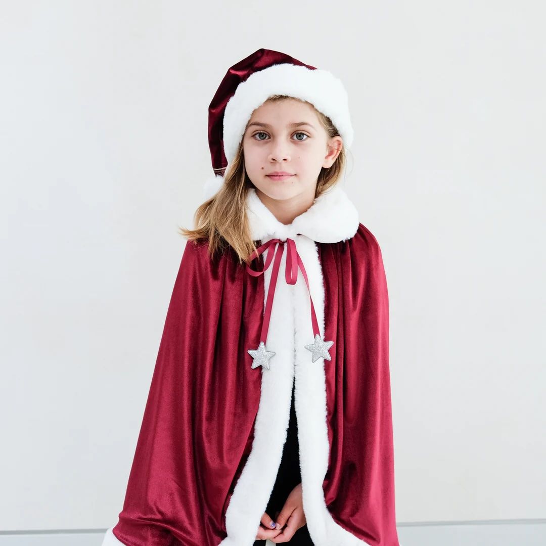 santa-cape-red-mimi-_-lula-5.jpg