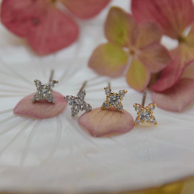 Ear studs diamond stars | SUUS Handmade jewellery