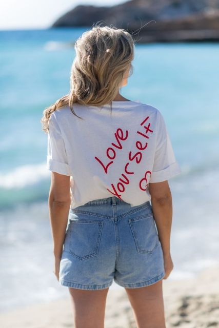 T-shirt love yourself | Rood
